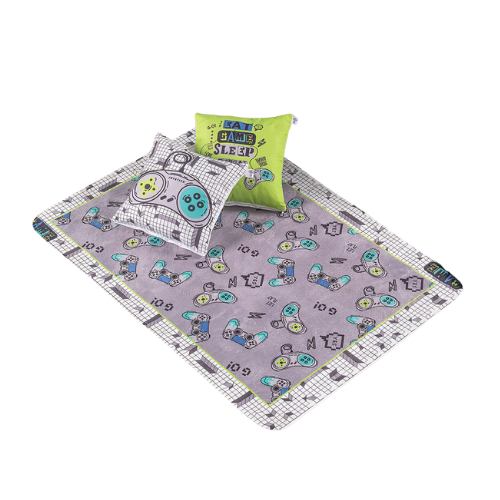 Kit Tapete Estampado Com Capas de Almofadas 3 Peças Game Juvenil