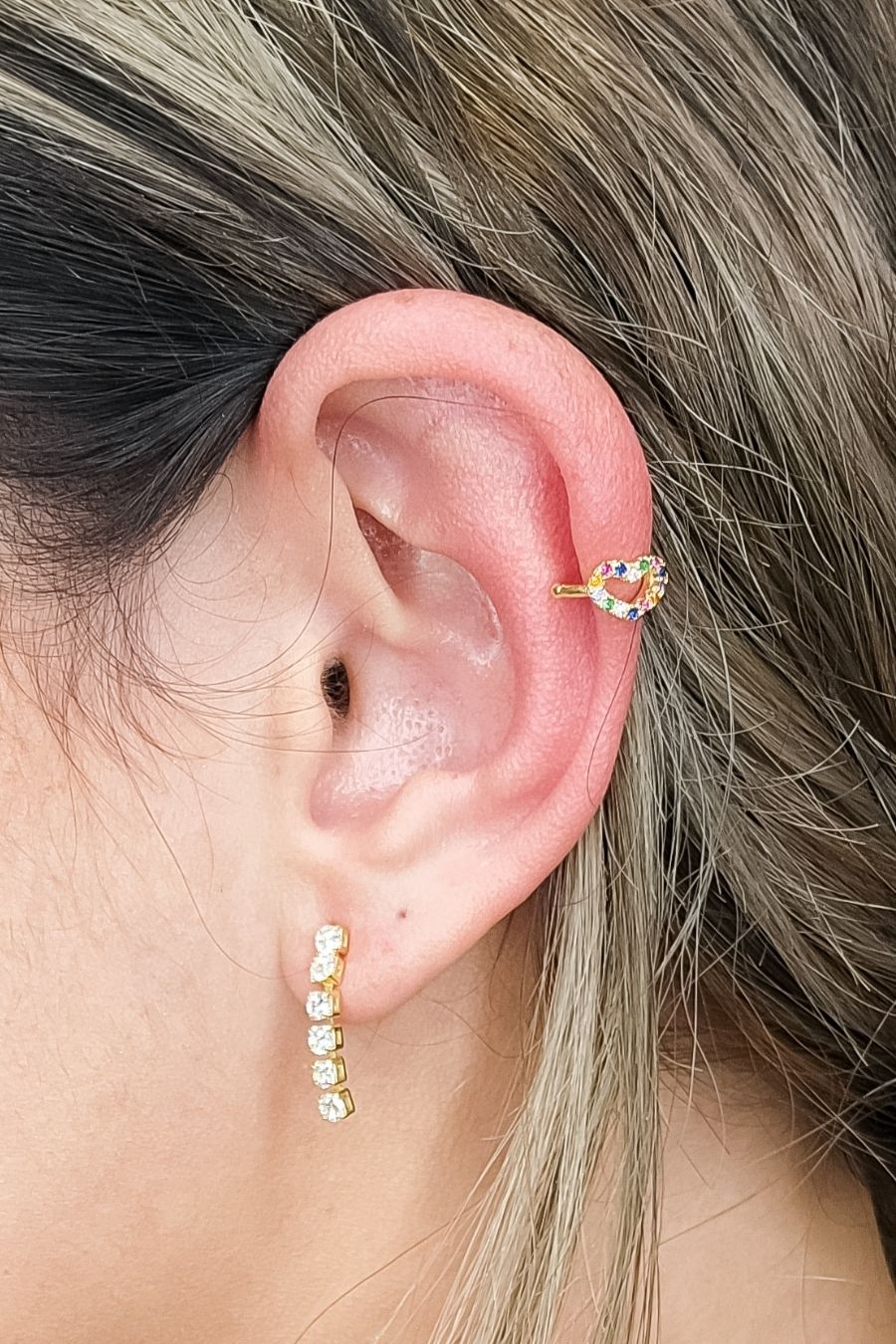 Piercing Fake Com Coração de Zircônias Coloridas