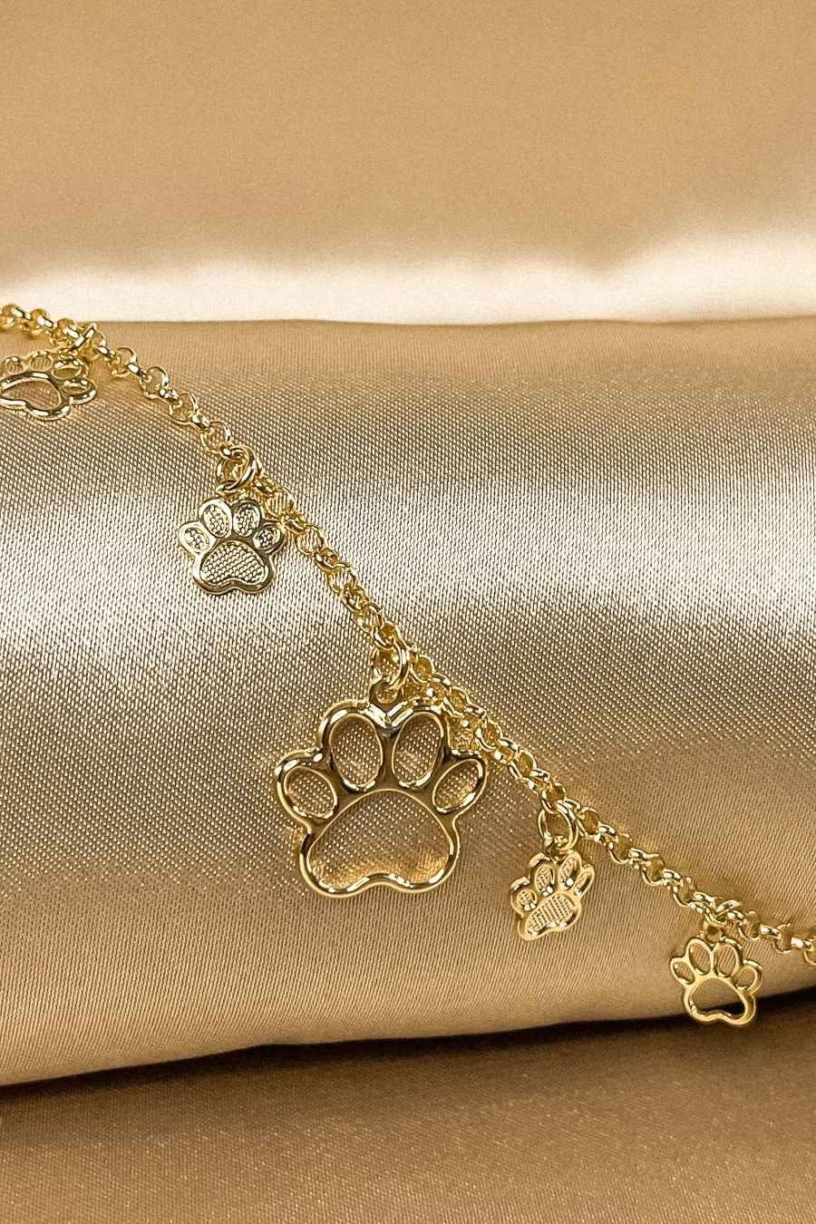 Pulseira com Patinhas de Cachorro