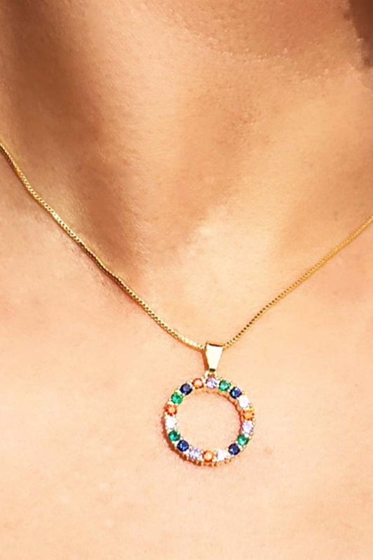 Colar Pingente Circulo de Zircônia Colorida Banhado em Ouro 18k (CL0095)