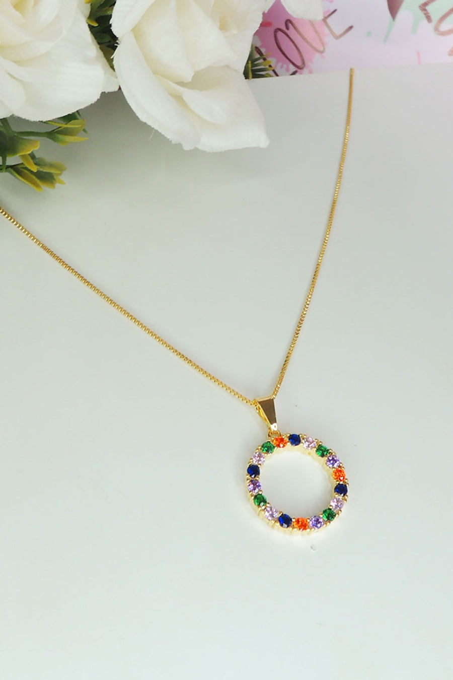 Colar Pingente Circulo de Zircônia Colorida Banhado em Ouro 18k (CL0095)